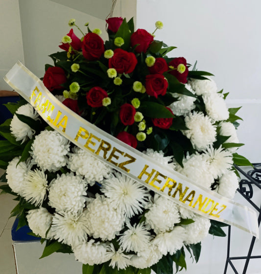 Corona Fúnebre Crisantemos y Rosas