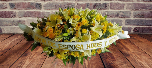 Cubre Caja Fúnebre Rosas, Gerberas y Lirios