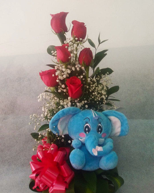 Ikebana Rosas y Peluche