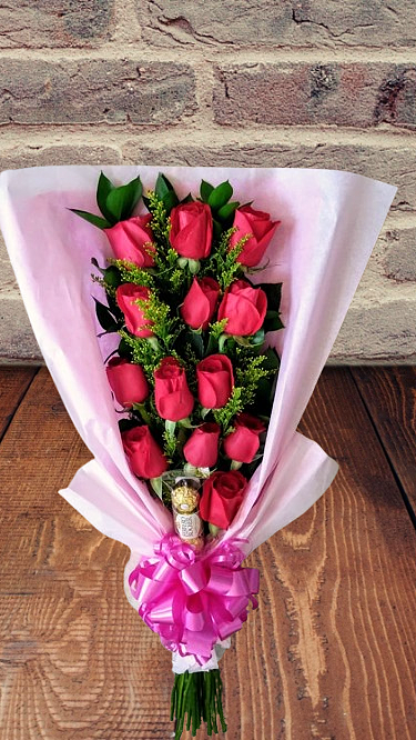 Ramillete Rosas y Chocolates