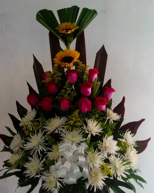 Ramo Tradicional Fúnebre Rosas, Fully y Girasoles