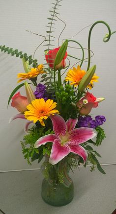 Florero Rosas, Lirios y Gerberas