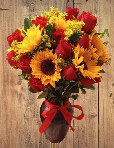 Florero Rosas y Girasoles