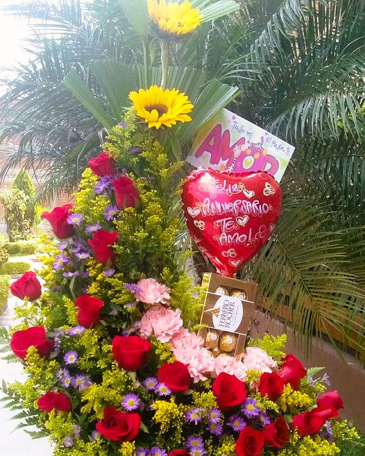 Media Luna Rosas, Claveles y Girasoles