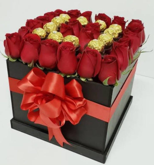 Caja con Rosas y Chocolates